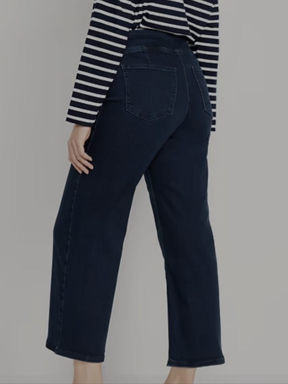 Old Navy Weekender Cropped Jeans